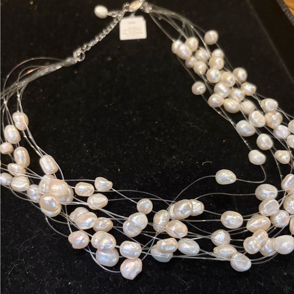 NWT Lia Sophia Elegant Pearl Necklace - Picture 2 of 5
